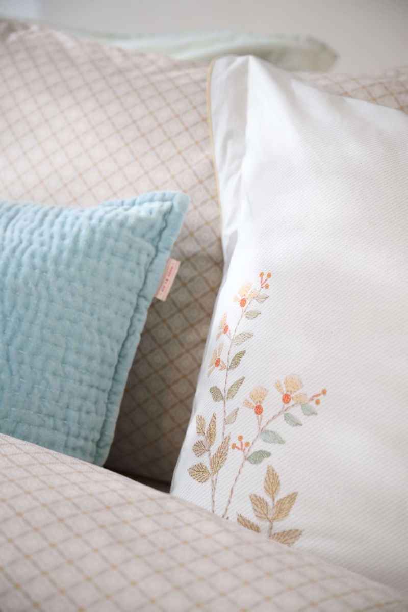 Pip Studio Campo de Flores Off-White – Παπλωματοθήκη 220×260 cm + 2 Μαξιλαροθήκες