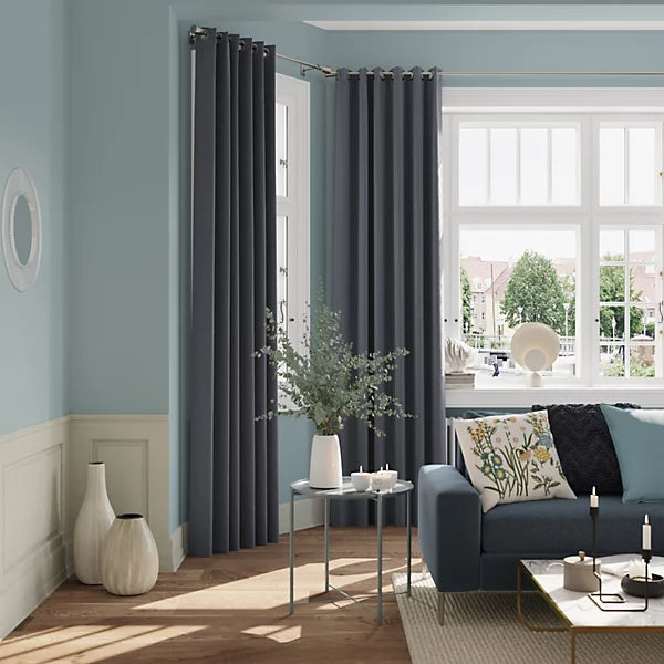 Valgreta Deep Navy Velvet Lined Eyelet Curtains – 228×228 cm (Ζεύγος)