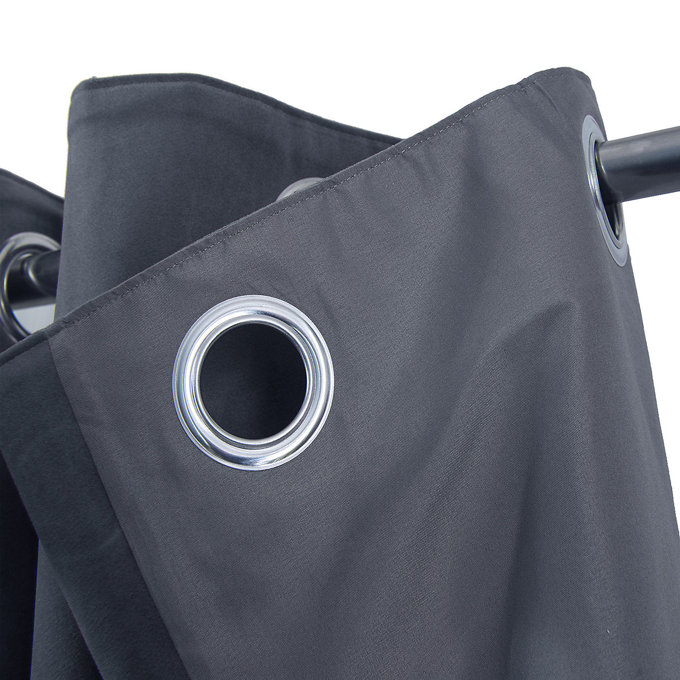 Valgreta Deep Navy Velvet Lined Eyelet Curtains – 228×228 cm (Ζεύγος)